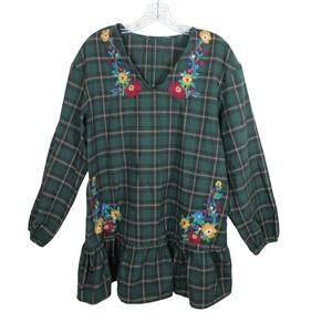 LoveRiche Green Plaid Floral Embroidered Ruffle Hem Tunic Blouse LD42481
